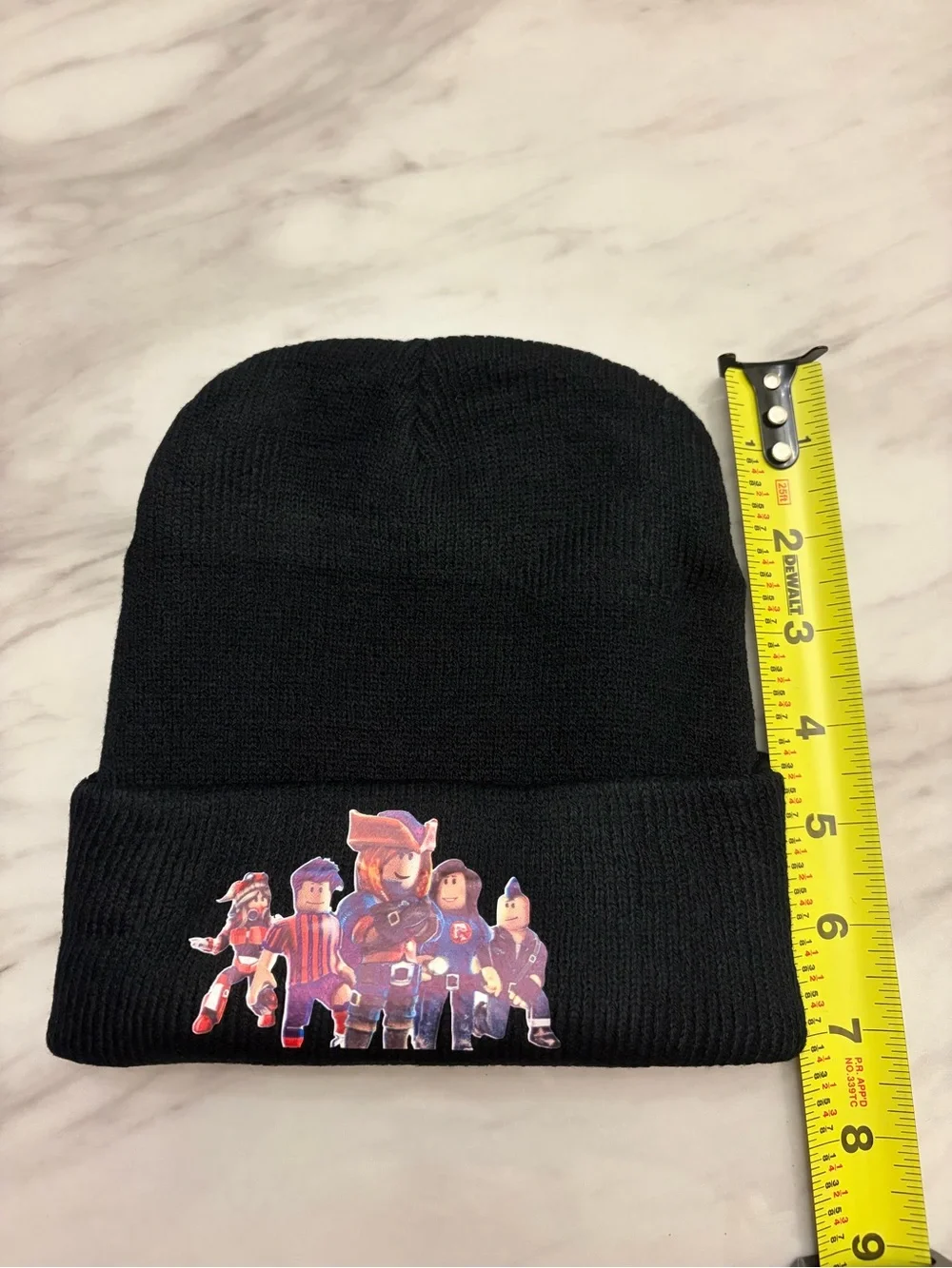 NWOT Kids Roblox Black Knit Beanie Hat Gamer Winter Cap One Size
